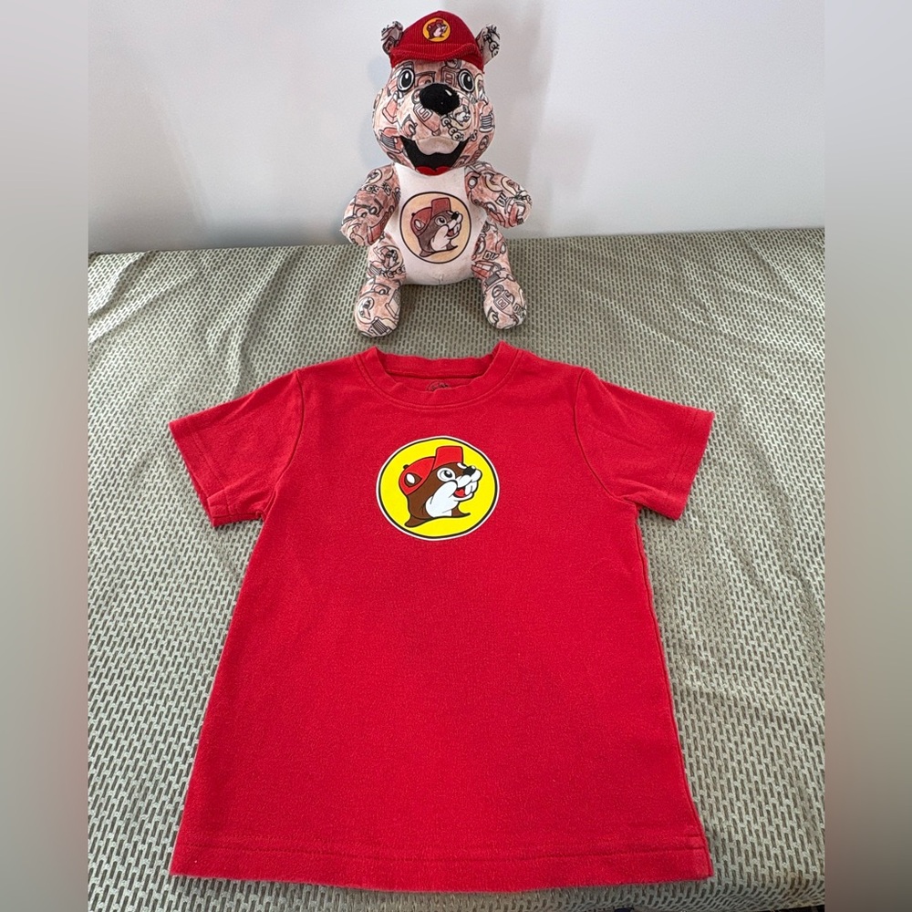 Buc-ee's Red Logo Tee - Beaver Graphic Kid’s Size 3T With Beaver